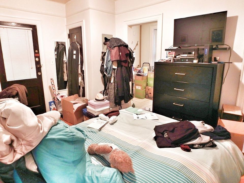 1st image of 2624 29th St APT 1F