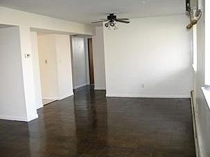 4th image of 9 Barnett Dr Unit 4