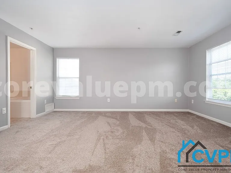 1934 Hackberry Ct — Photo 23