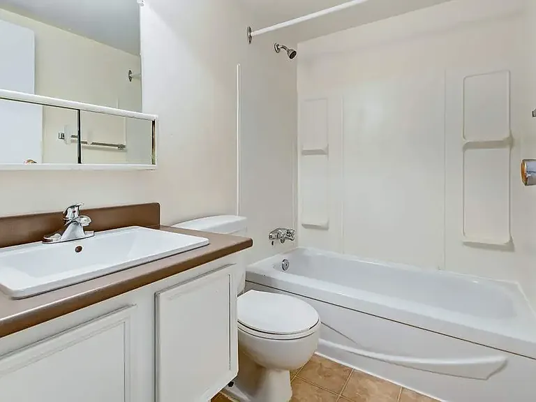 403 Pendygrasse Rd — Photo 18