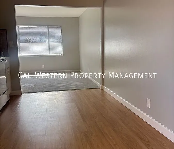210 Murlagan Ave #C — Photo 6