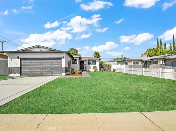 318 E 2nd St, Rialto, CA 92376