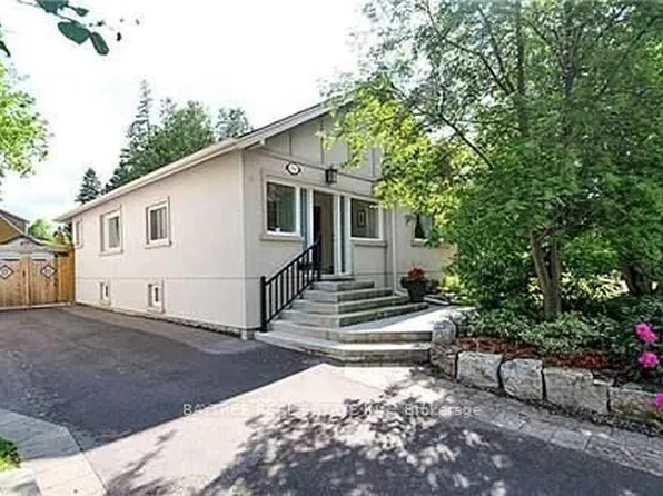 106 Burnhamthorpe Rd, Toronto, ON M9A 1H4
