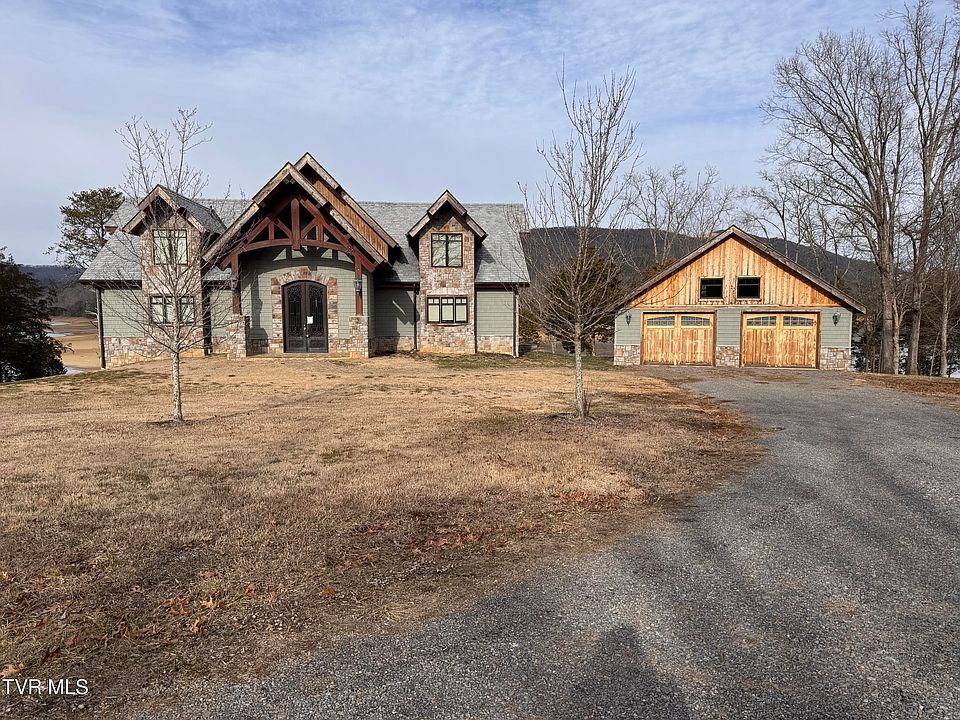 1st image of 211 Petty Ln