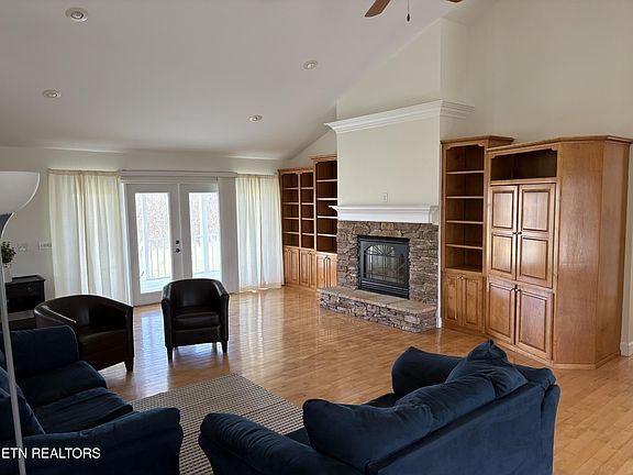 2nd image of 1032 Kendall Smith Rd