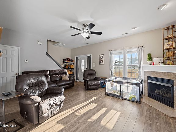 3rd image of 113 Marvin Glen Court