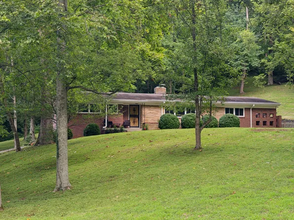 220 Baskin Dr, Nashville, TN 37205