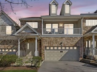 18 Clearwater Court, Beacon, NY 12508