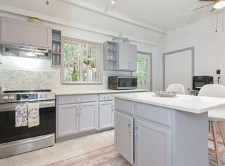 891 Pleasant St, Athol, MA 01331