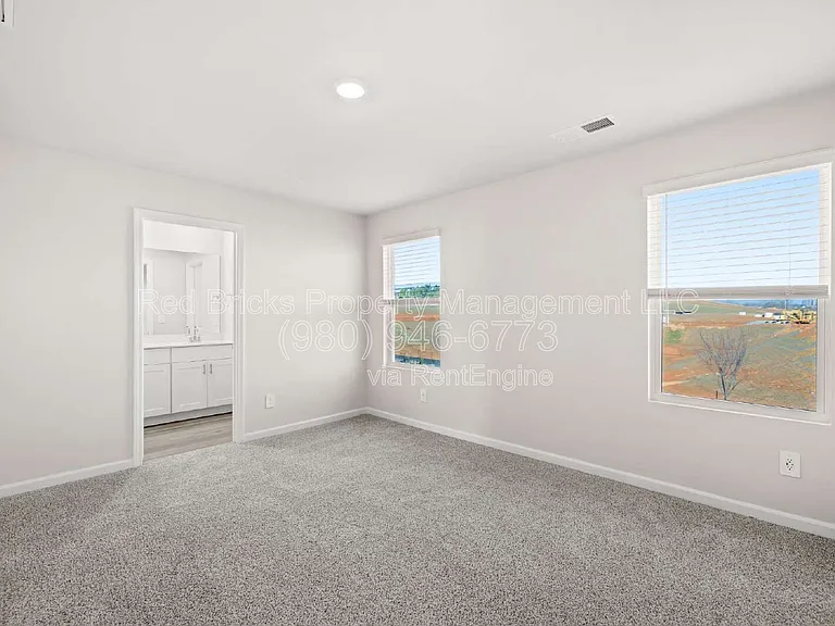 4110 County Down Ave — Photo 12