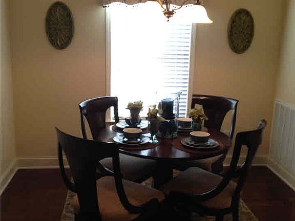 5th image of 7207 Lathan Dr SE