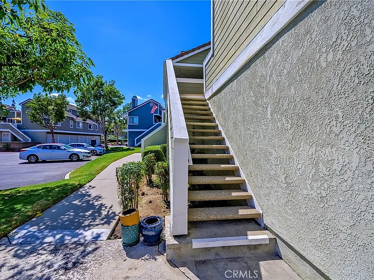 25 Clover Ln #359 — Photo 34