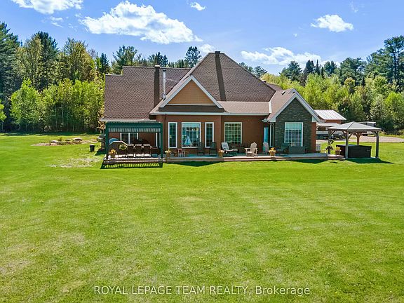 4th image of 43 Green Ln