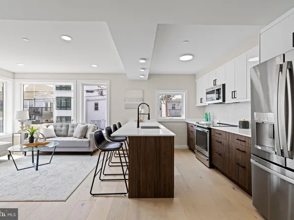 919 12th St NE #504, Washington, DC 20002