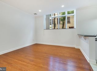 415 S 19th St APT 1E, Philadelphia, PA 19146