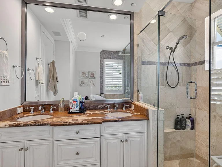 4332 Seagrape Dr #4 — Photo 31