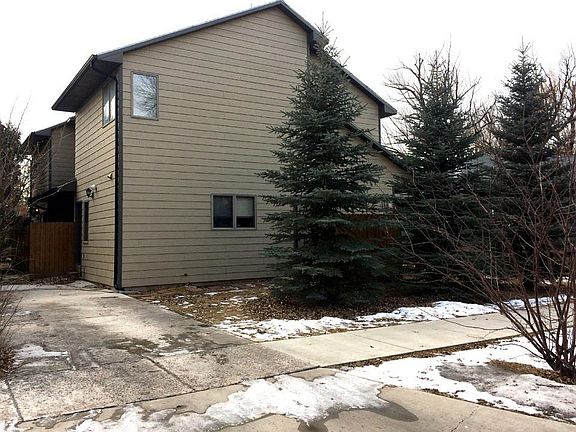 2nd image of 1416 E Custer St APT C