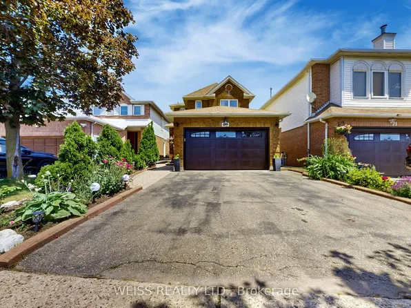 69 Wooliston Cres, Brampton, ON L6Y 4J4