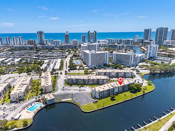4th image of 601 Three Islands Blvd APT 403