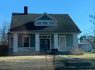 206 5th St S, Amory, MS 38821