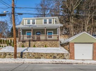 70 Oak St, Wakefield, MA 01880