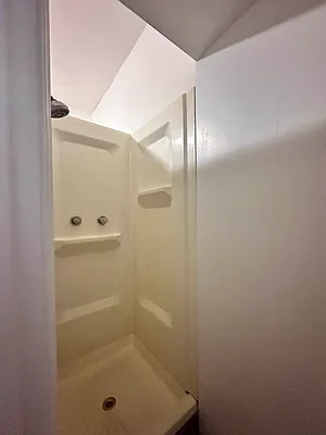 Rented by Urban Real Estate Property Group Inc | media 4