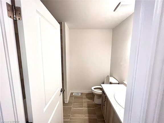 5th image of 461 Blackburn Dr #110