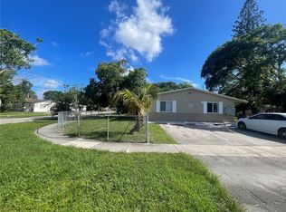5200 NW 16th St APT 1, Lauderhill, FL 33313