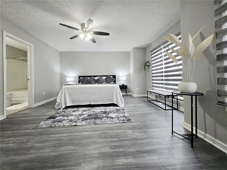 2430 Piering Dr — Photo 6