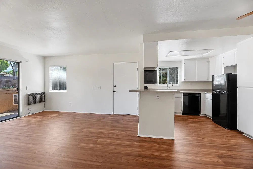 1 bed, 651 sqft, $2,100 — Photo 1