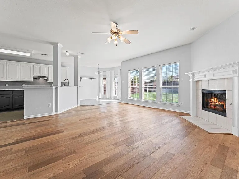 1145 Talley Ln — Photo 3
