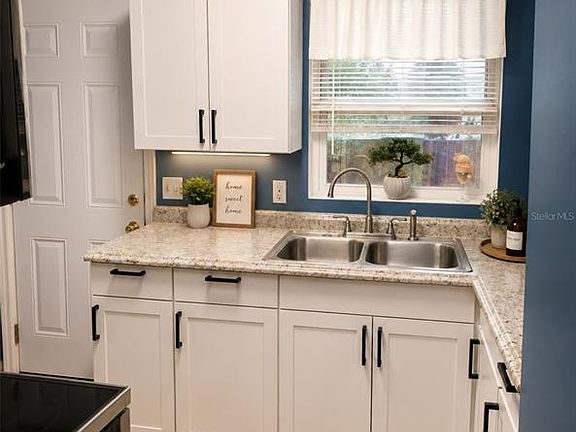 5th image of 6160 STRAWFLOWER PLACE