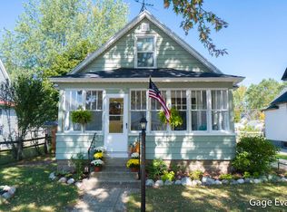139 W 18th St, Holland, MI 49423