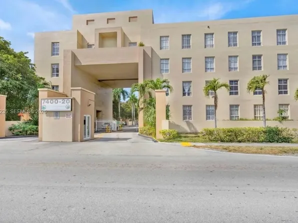 7420 W 20th Ave APT 243, Hialeah, FL 33016