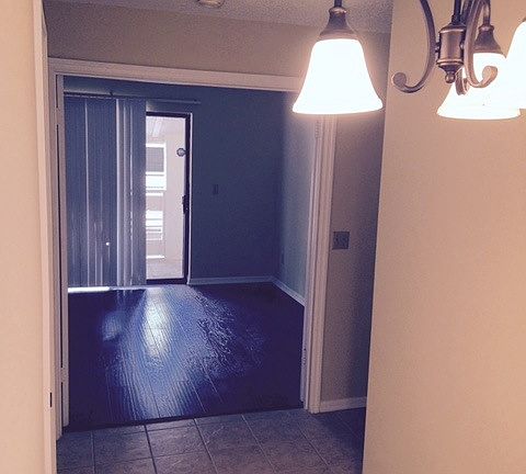 entry hall- 3rd BR