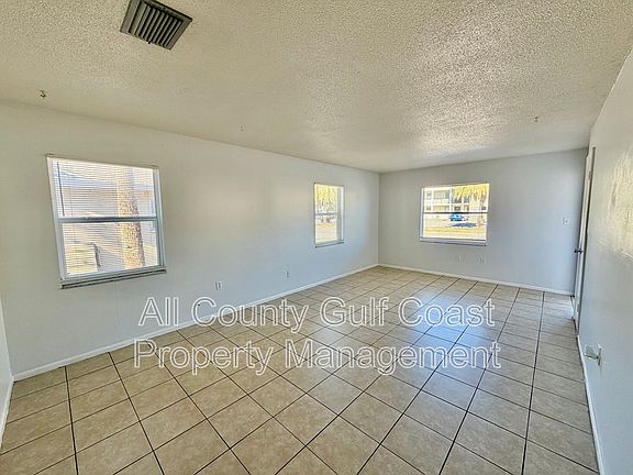 3rd image of 2218 Flamingo Blvd
