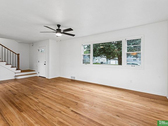 3rd image of 1911 S 48th Ave