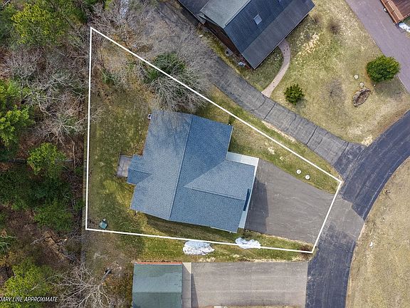 3rd image of 1118 Grand Pines Cir