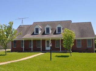 9633 Clinton Rd, Manchester, MI 48158