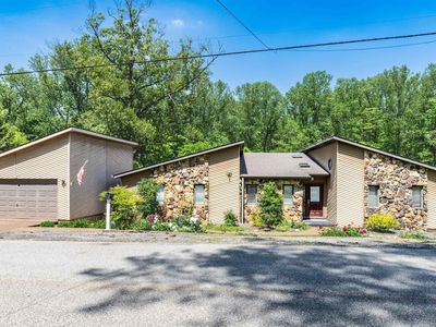 6001 Felstead Rd, Evansville, IN, 47712