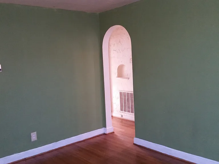 130 Leavenworth St — Photo 8
