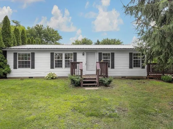 9178 W Lancaster Rd, Jeffersonville, OH 43128