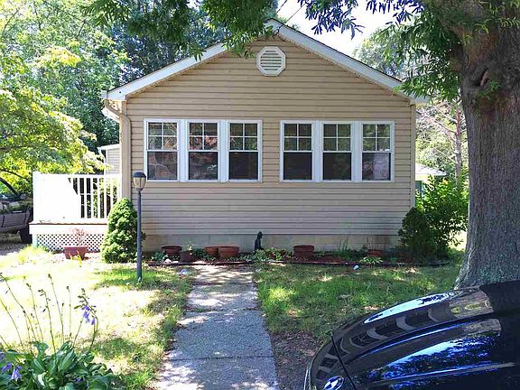 5th image of 94 W Wilde Ave