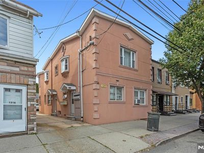 129 Hudson St, Hackensack, NJ, 07601