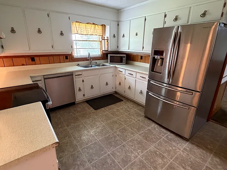 931 Baker Rd — Photo 10