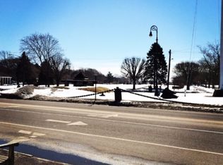 101 Jobs Ln, Southampton, NY 11968