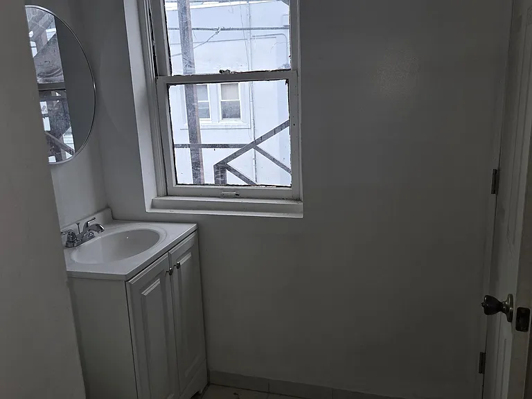 103 Washington Ave #2 — Photo 3
