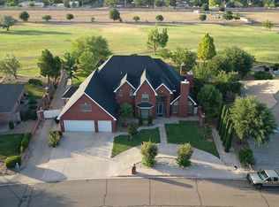 13 Granite Cir, Roswell, NM 88201