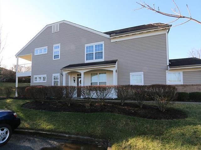 1st image of 721 Southmeadow Cir