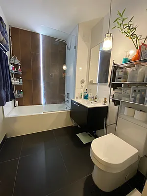 Rented by City Vista Inc | media 34